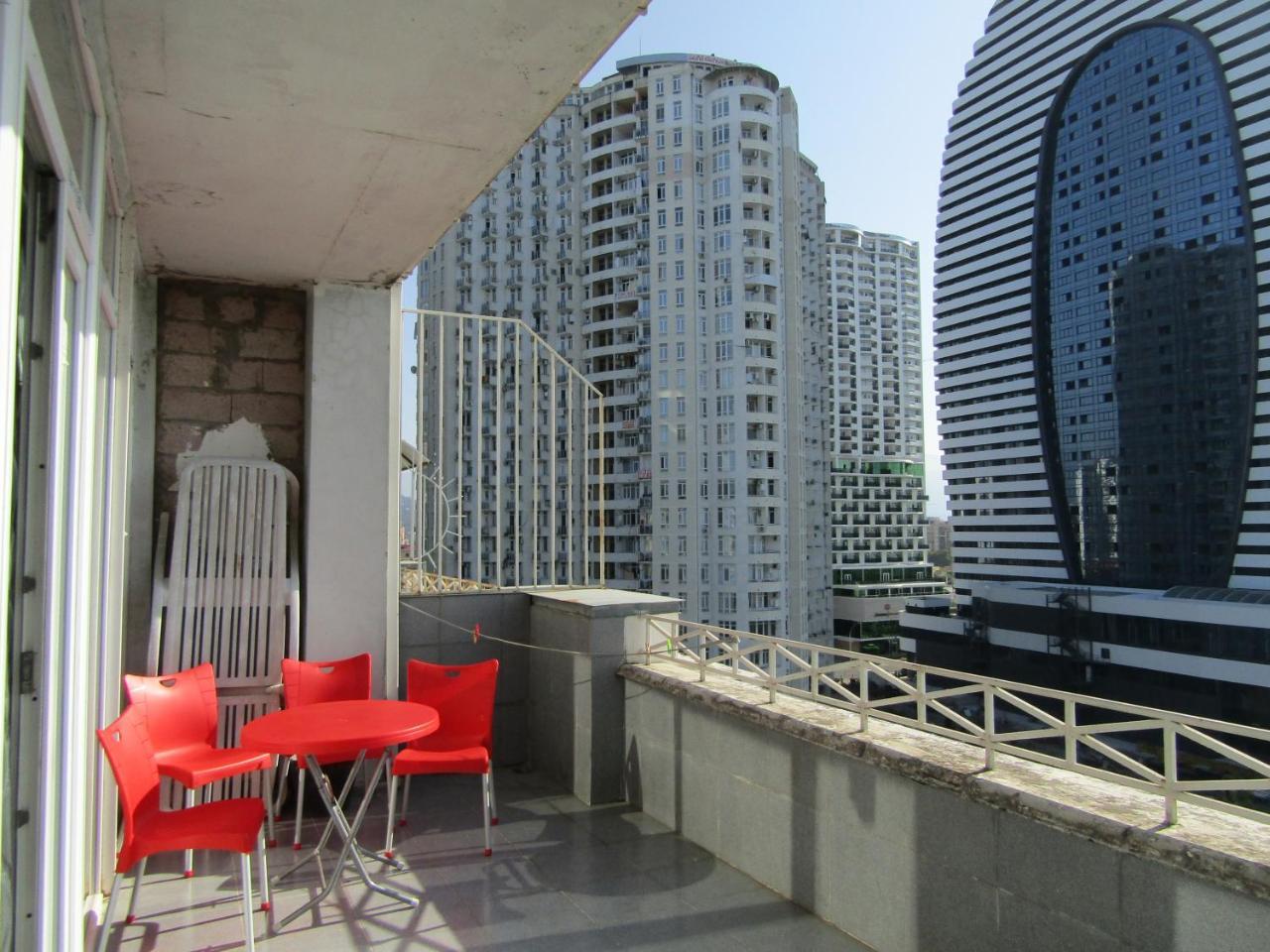 Apartment Miracle Batumi Exterior foto