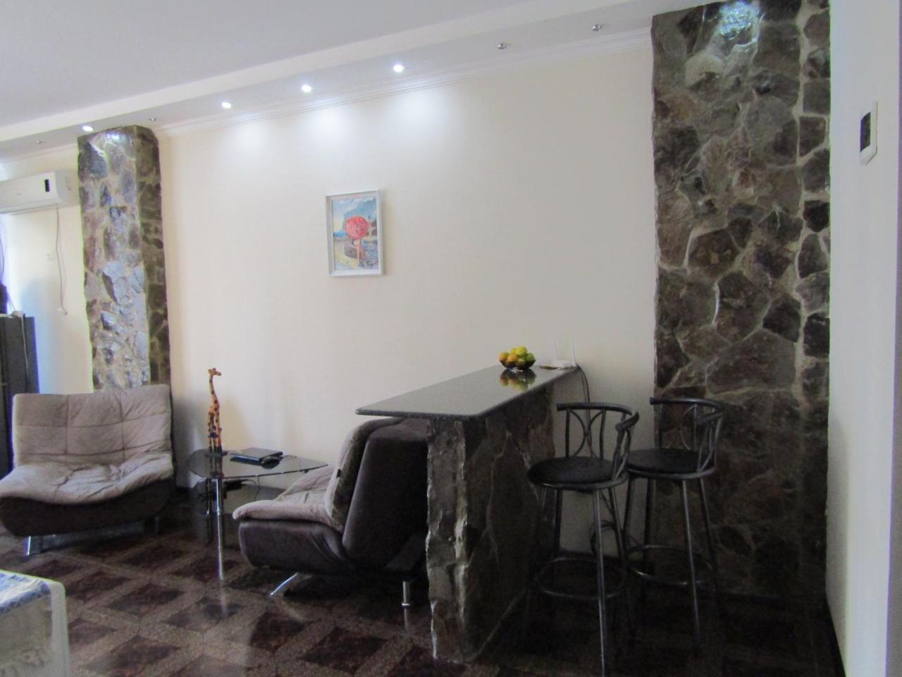 Apartment Miracle Batumi Exterior foto