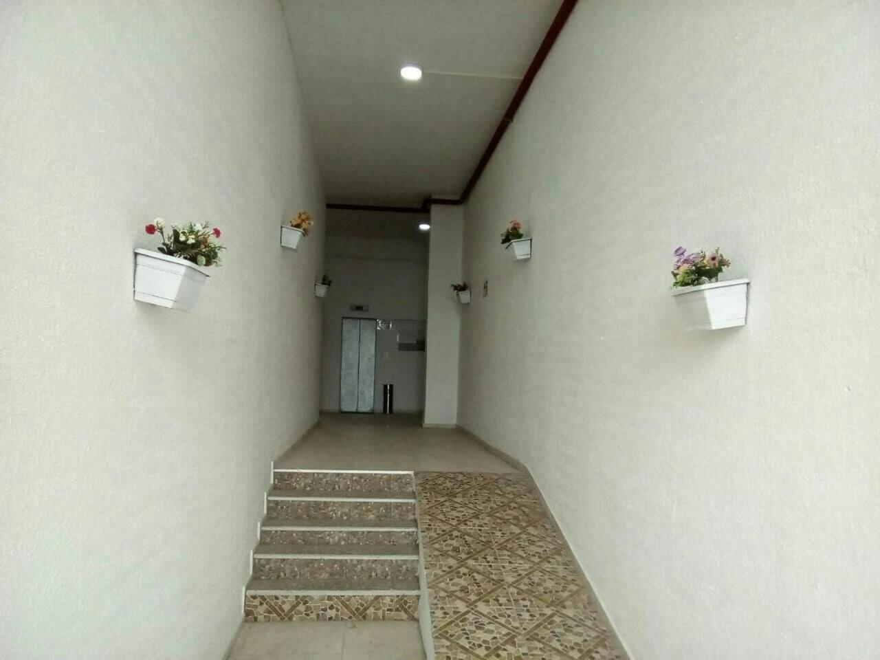 Apartment Miracle Batumi Exterior foto