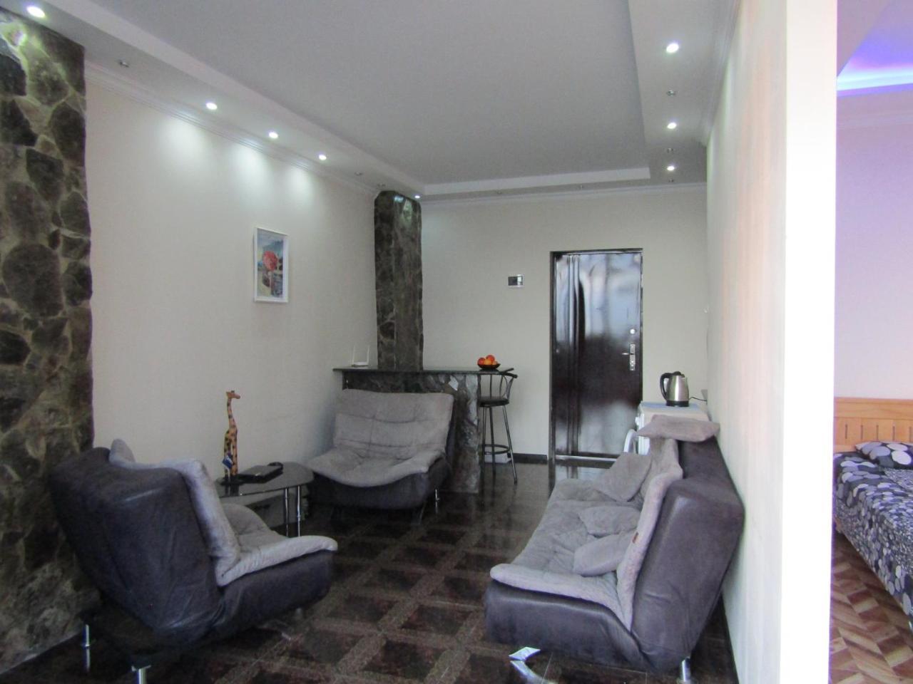 Apartment Miracle Batumi Exterior foto